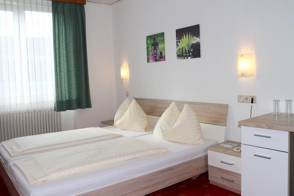 Hotel Gasthof Kasino Villach Cameră foto