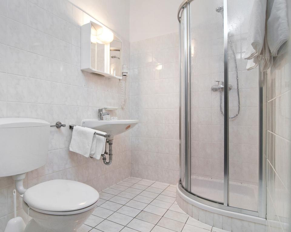 Hotel Gasthof Kasino Villach Cameră foto